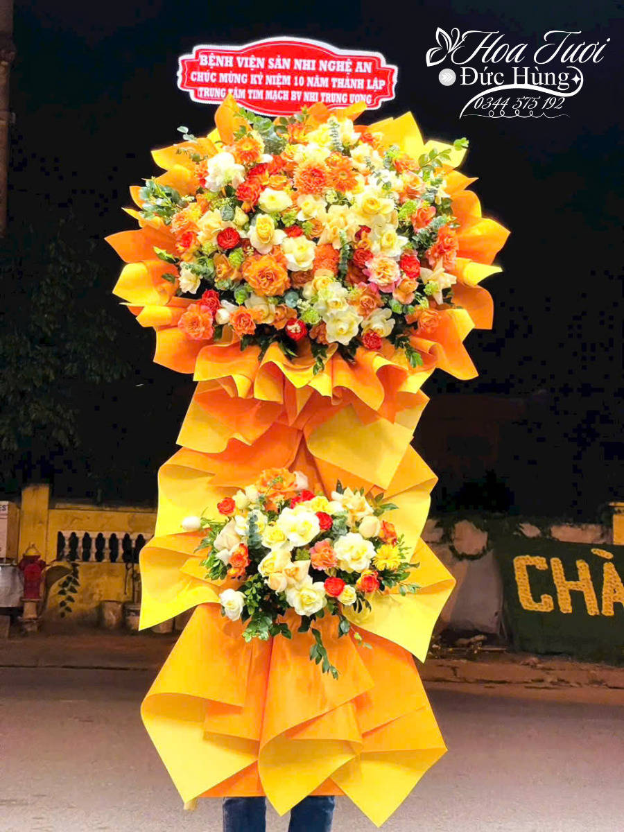 Lẵng Hoa Màu Vàng HCM042